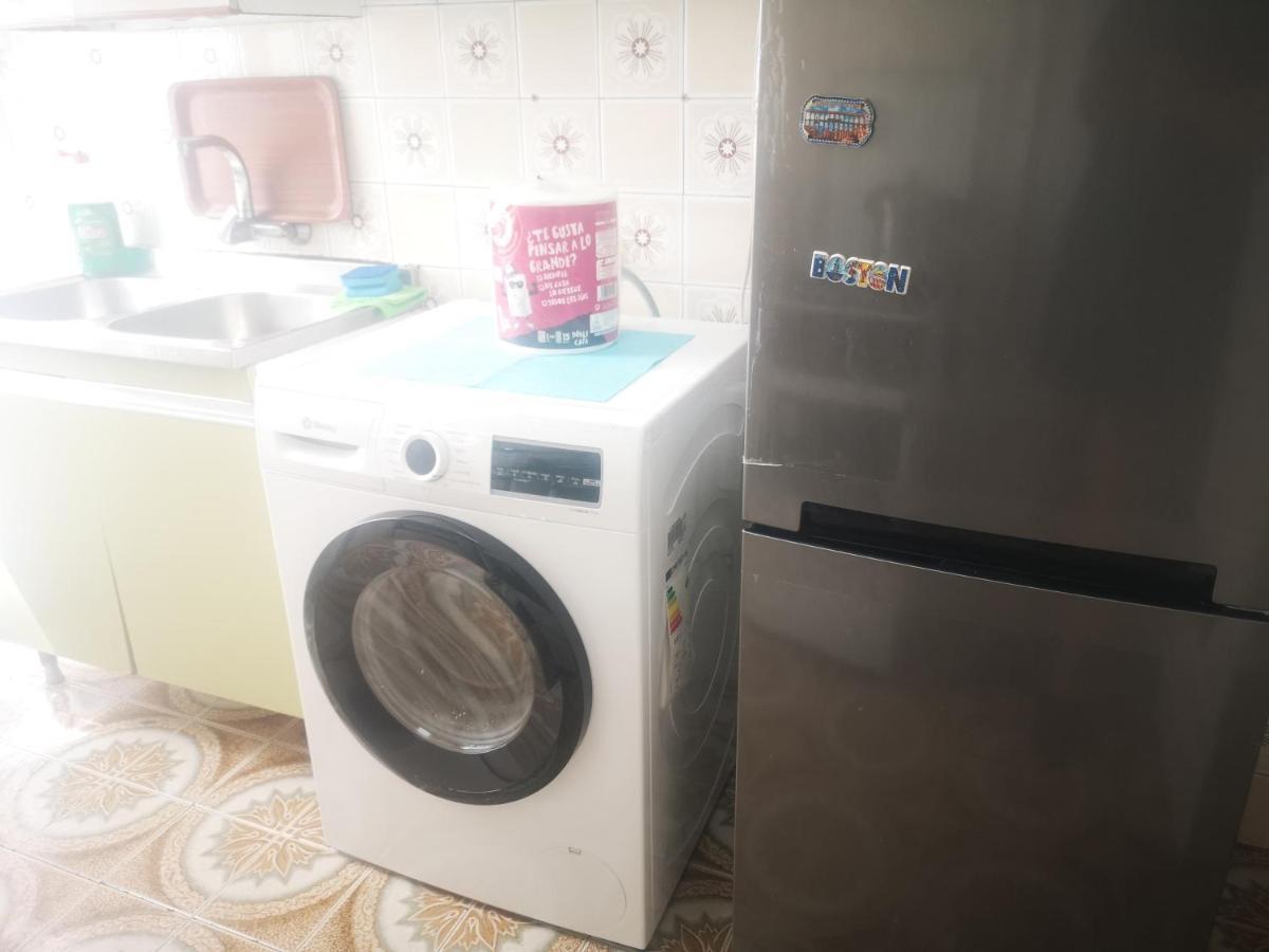 Centrica Habitacion Bed & Breakfast Madrid Ngoại thất bức ảnh